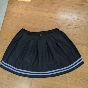 Hot Topic Plus Size Skater Skirt